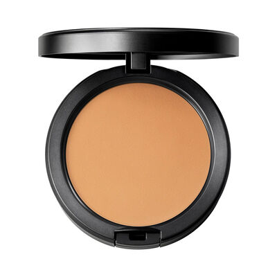 BASE NC40  STUDIO FIX POWDER 